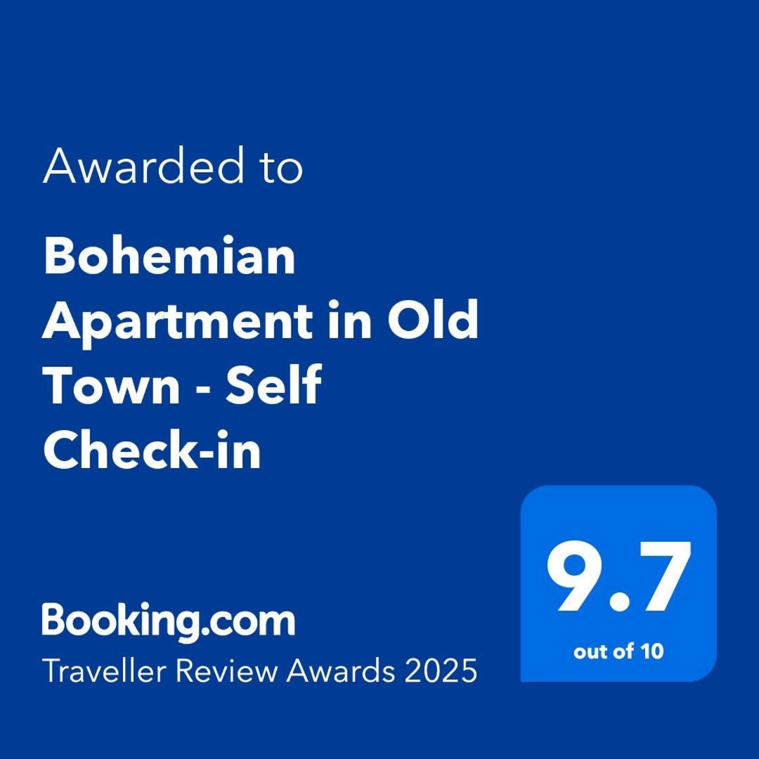 Bohemian Apartment In Old Town - Self Check-In บูคาเรสต์ ภายนอก รูปภาพ